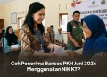 buatkan gambar orang lagi menerima duit PKH