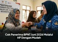 buatkan gambar ibu ibu dapet bantuan bpnt